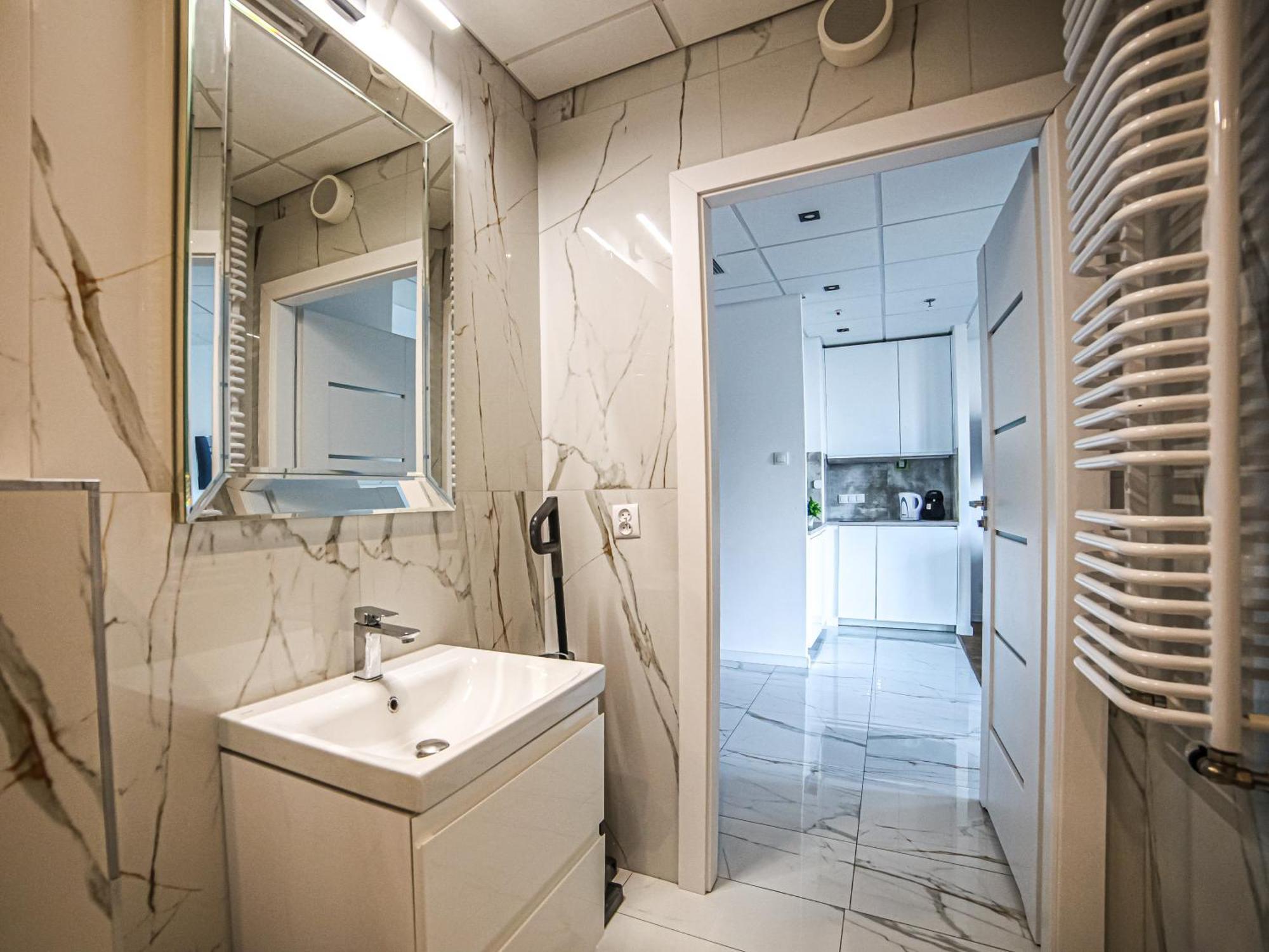 Big City Life Apartments - Bliska Wola Tower A Warszawa Zewnętrze zdjęcie
