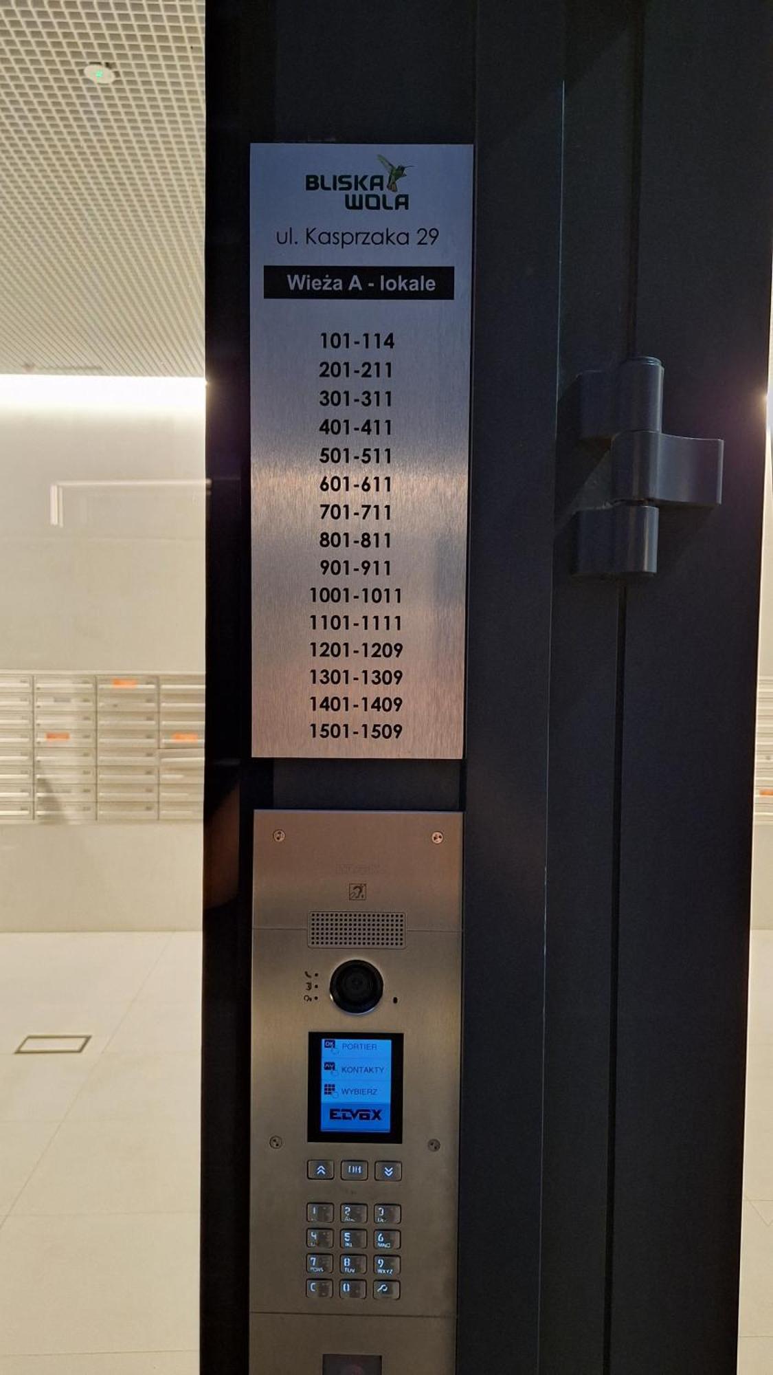 Big City Life Apartments - Bliska Wola Tower A Warszawa Zewnętrze zdjęcie